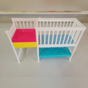 Barbie Skipper Babysitter Inc. Nap N’ Nurture Nursery Crib/ Changing table- 2018